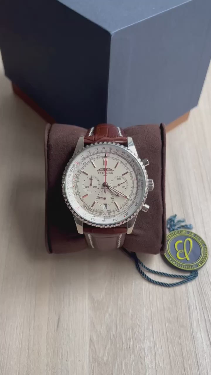 NaviTimer Branco Couro 46mm